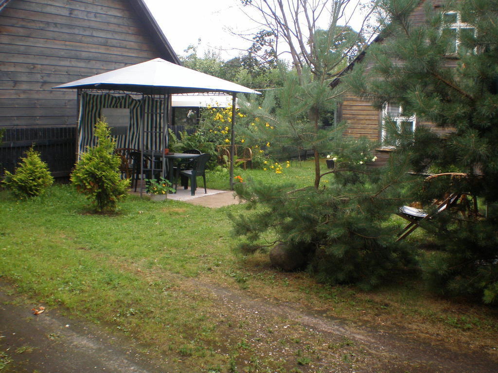 Jannseni Accommodation Parnu Exterior photo