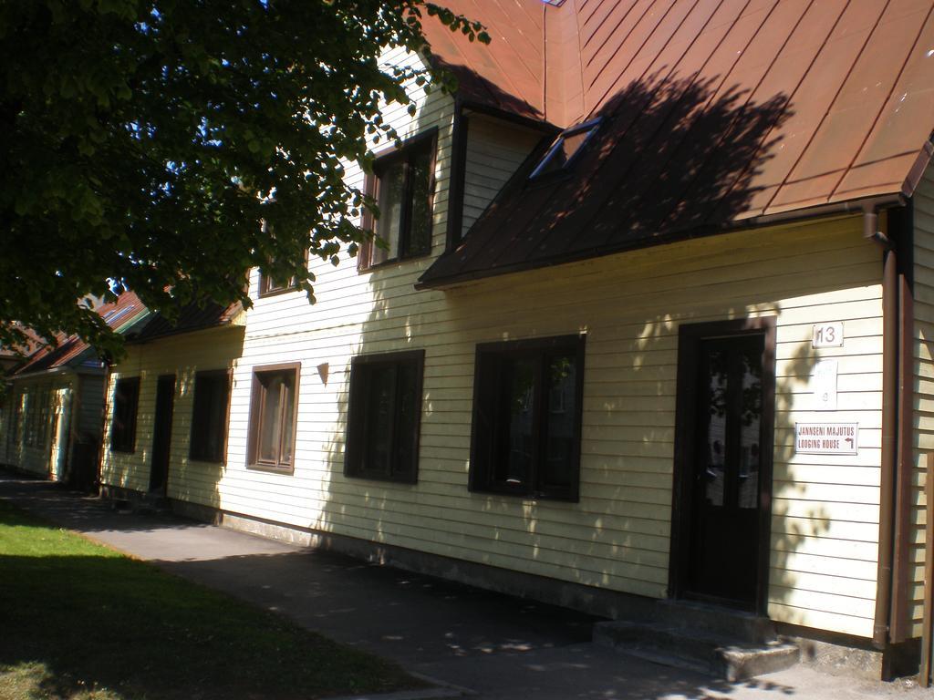 Jannseni Accommodation Parnu Exterior photo