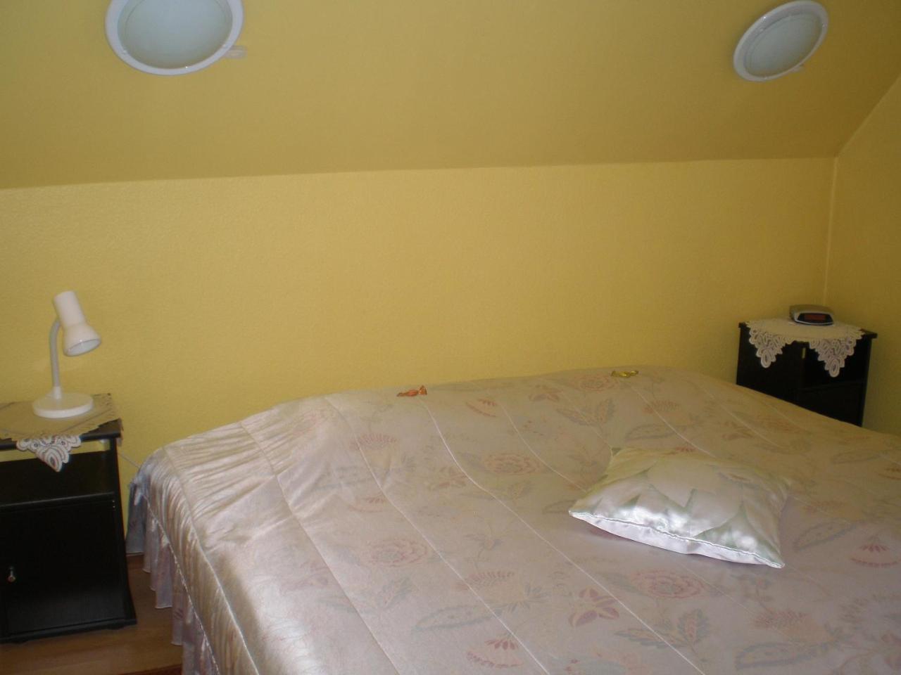 Jannseni Accommodation Parnu Exterior photo